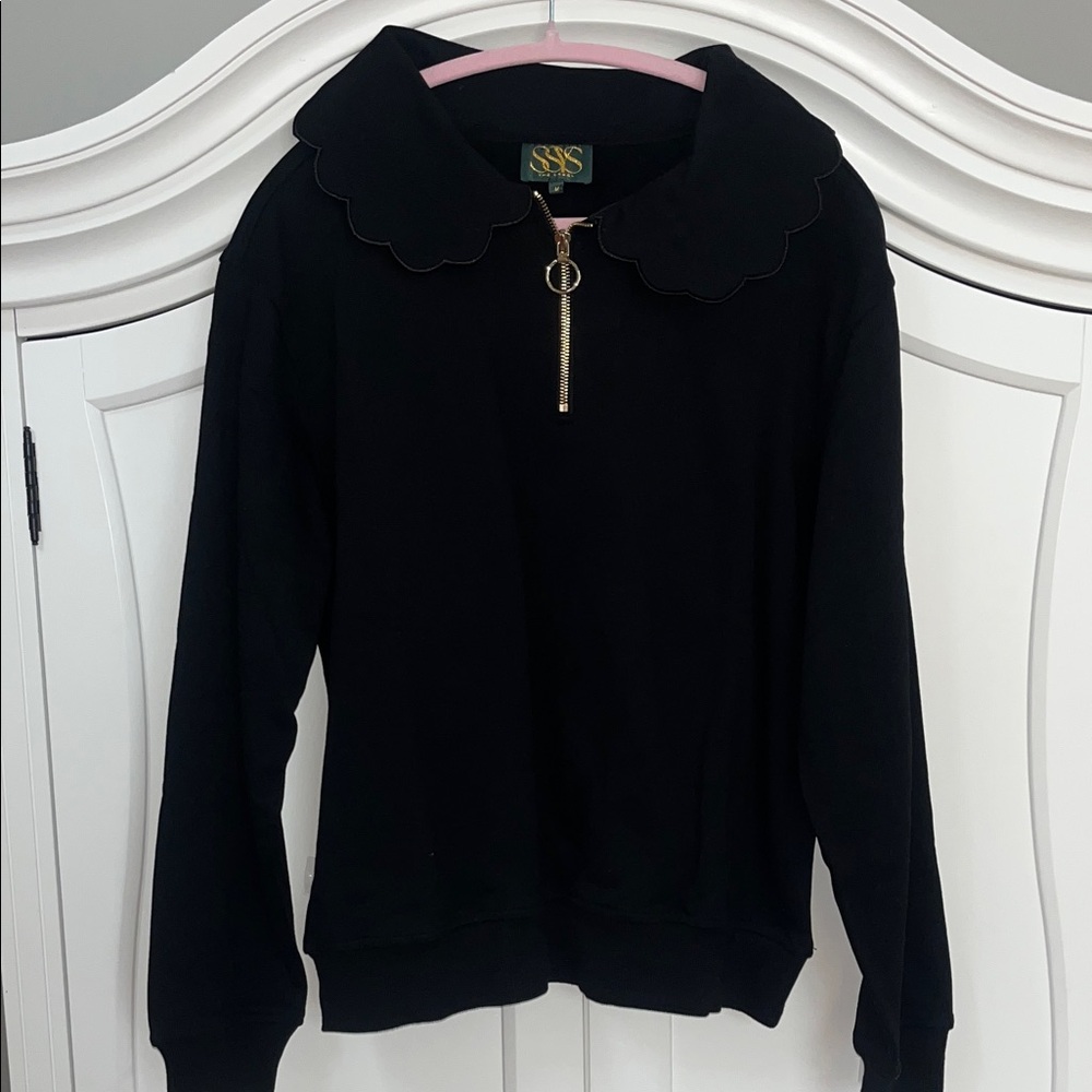 SSYS Black Scallop Zip-Up Women's Sweatshirt NWOT - Picture 5 of 7